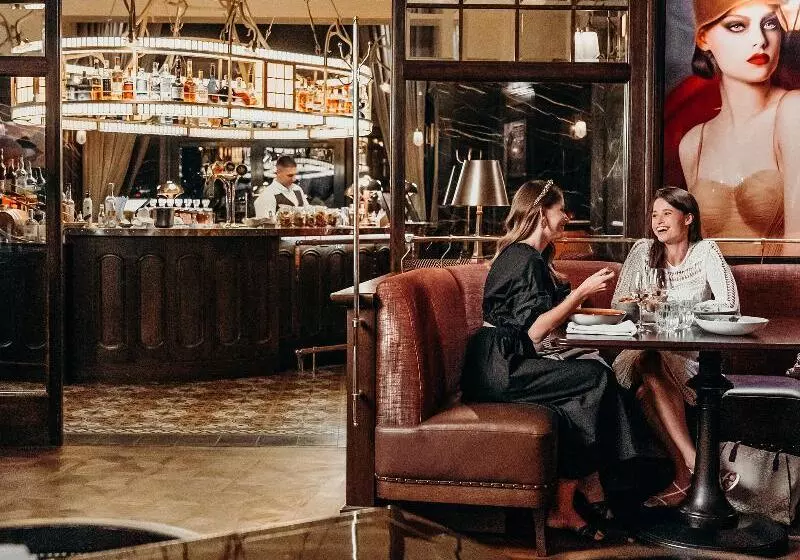 Fotos del hotel Four Seasons  Gresham Palace Budapest:  6