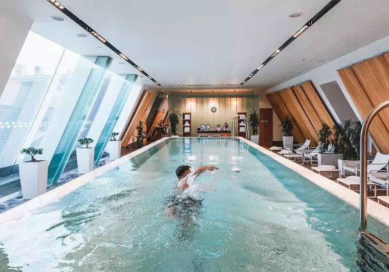 Fotos del hotel Four Seasons  Gresham Palace Budapest:  17