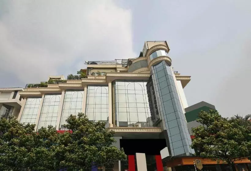 Monarch Brigade Road