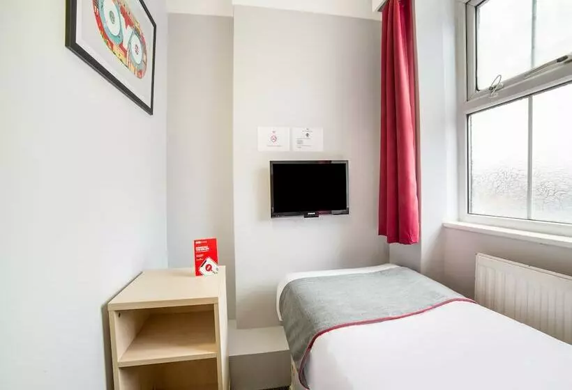 Fotos del hotel Oyo Studios @ 28:  3