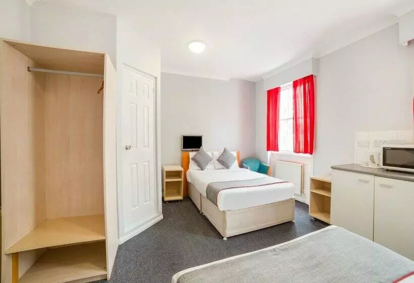 Fotos del hotel Oyo Studios @ 28:  7