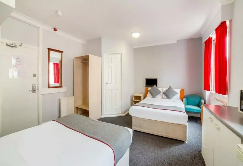 Fotos del hotel Oyo Studios @ 28:  10