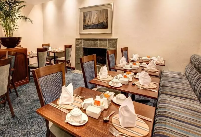 Fotos del hotel City Lodge Hotel V&a Waterfront:  24