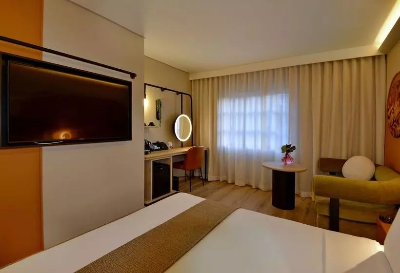 Fotos del hotel City Lodge Hotel V&a Waterfront:  2