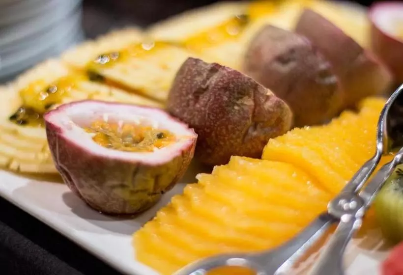 Fotos del hotel City Lodge Hotel V&a Waterfront:  17