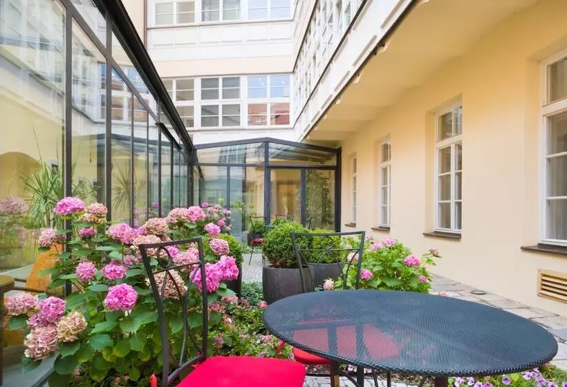 Fotos del hotel Leonardo Prague:  14