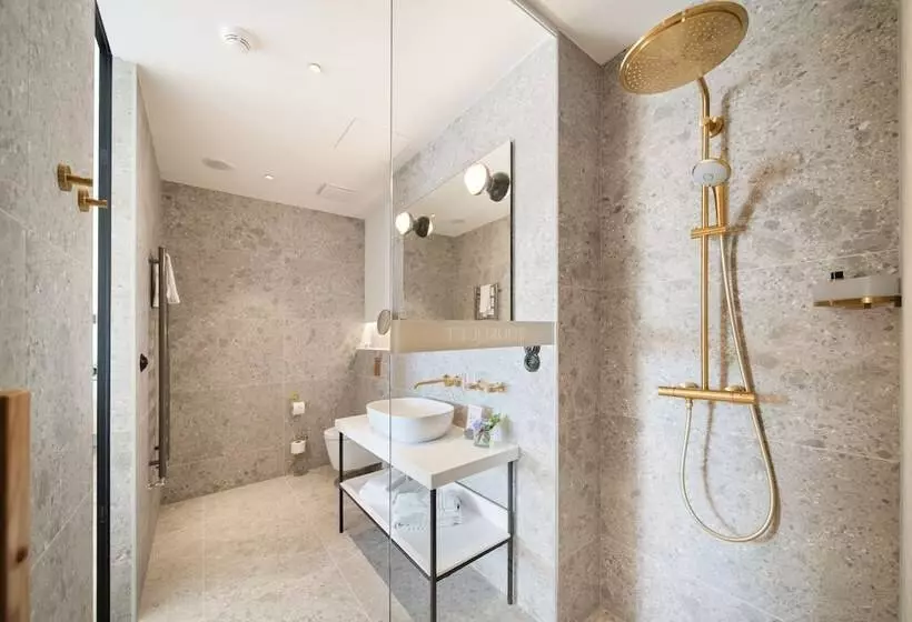 Fotos del hotel Leonardo Prague:  17