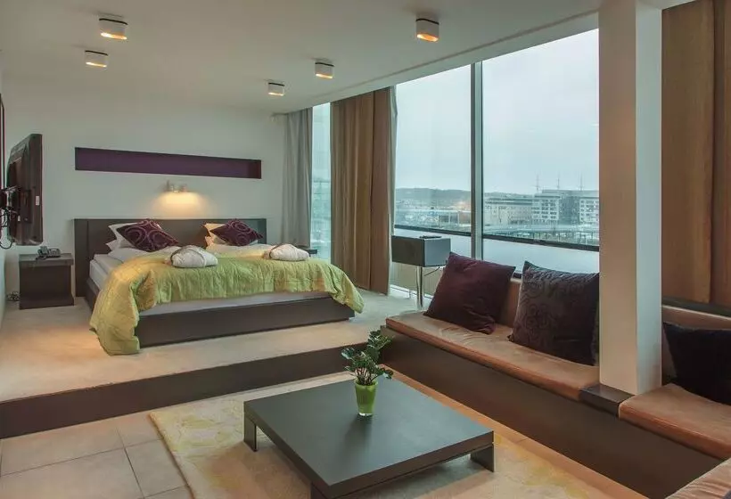 Fotos del hotel First Hotel G:  23