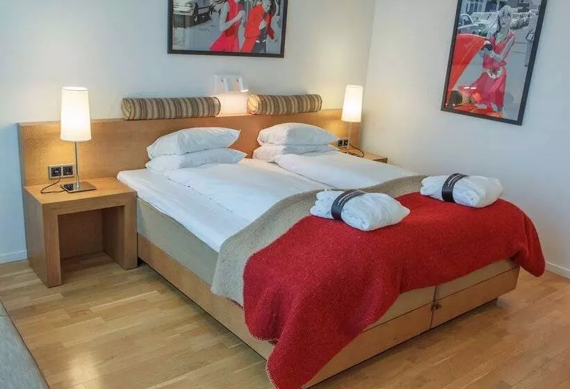 Fotos del hotel First Hotel G:  3