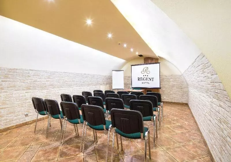 Fotos del hotel Regent:  32