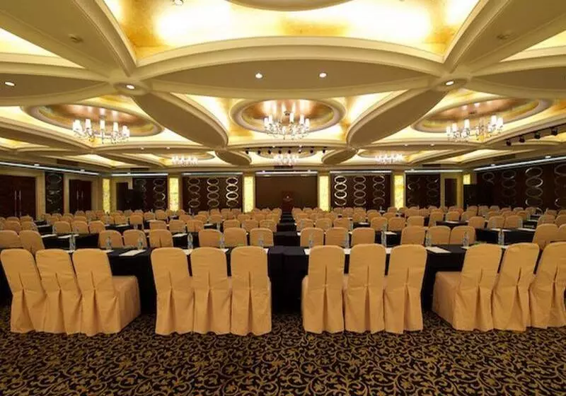 Fotos del hotel Mercure Shanghai Royalton:  19