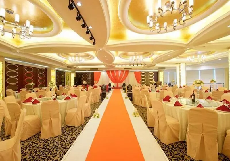 Fotos del hotel Mercure Shanghai Royalton:  17