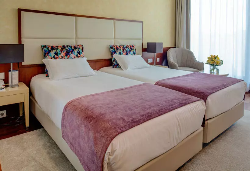 Fotos del hotel Vip Executive Arts:  10