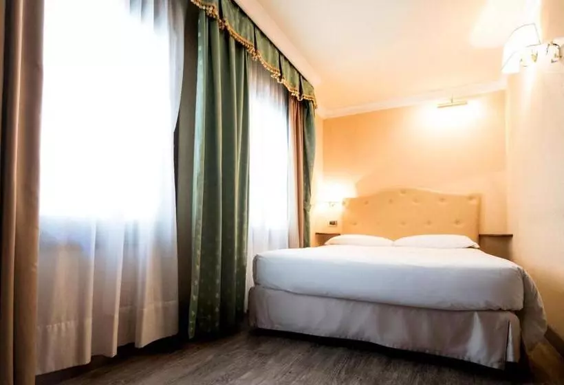 Fotos del hotel Hotel Anastasia:  13