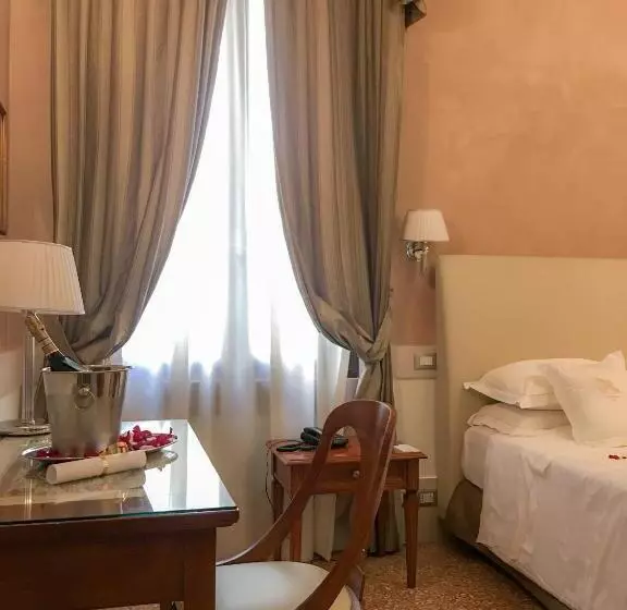 Fotos del hotel Palazzo Vitturi:  7