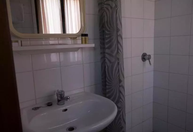 Fotos del hotel Primavera:  7