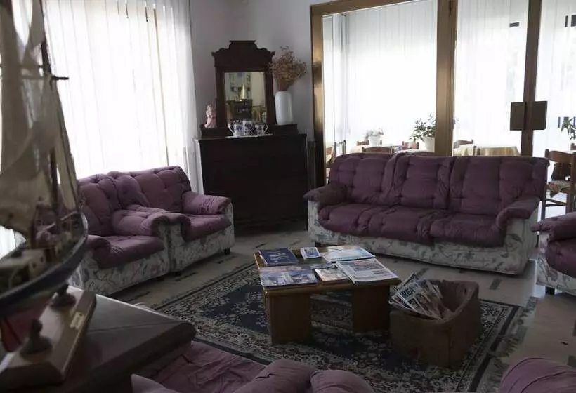 Fotos del hotel Primavera:  5