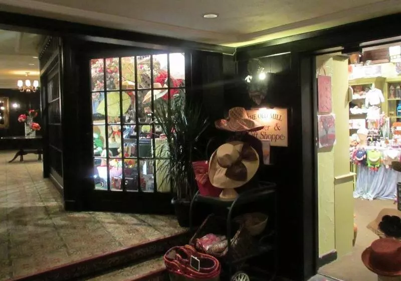 Fotos del hotel Old Mill Toronto:  8