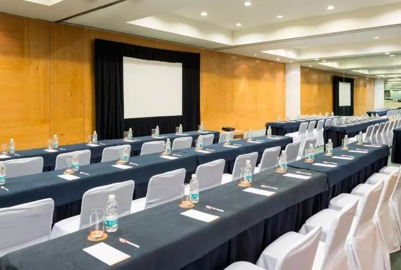 Fotos del hotel Real Inn Perinorte:  13