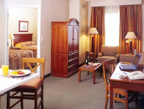 Fotos del hotel Doubletree Suites By Hilton  Saltillo:  2