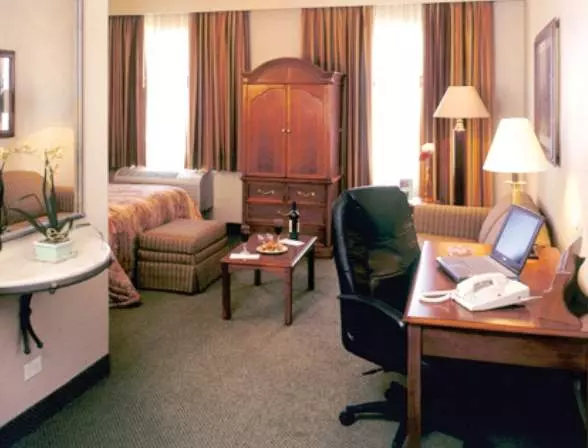 Fotos del hotel Doubletree Suites By Hilton  Saltillo:  7