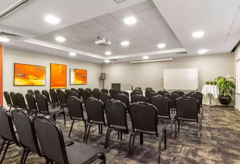 Fotos del hotel Quality  Dickson:  15