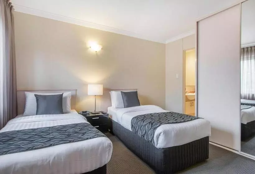 The Peninsula Riverside Serviced Apartments