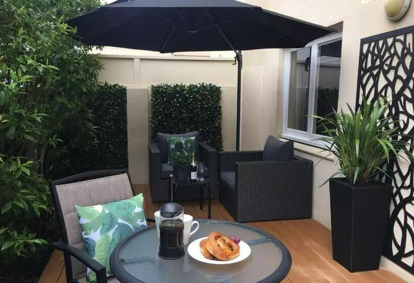 Fotos del hotel The Peninsula Riverside Serviced Apartments:  8