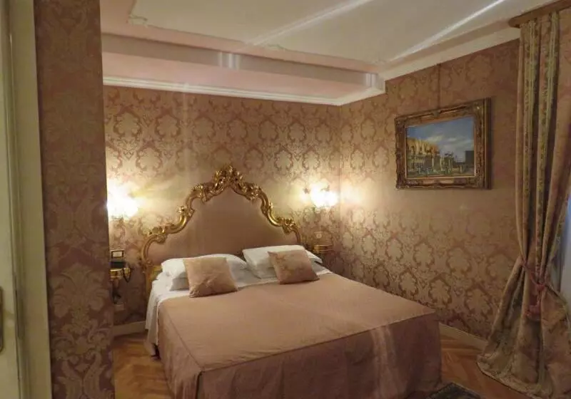 Fotos del hotel Antico Doge  A Member Of Elizabeth  Group:  12