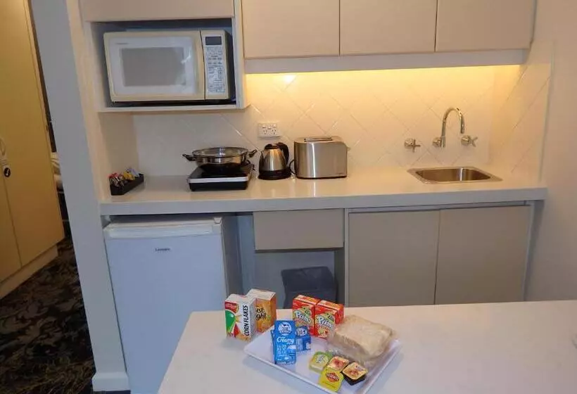 Fotos del hotel City Limits  Apartments:  10