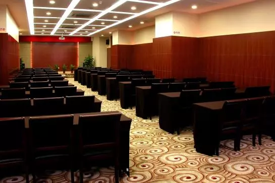 Fotos del hotel Renhe:  12