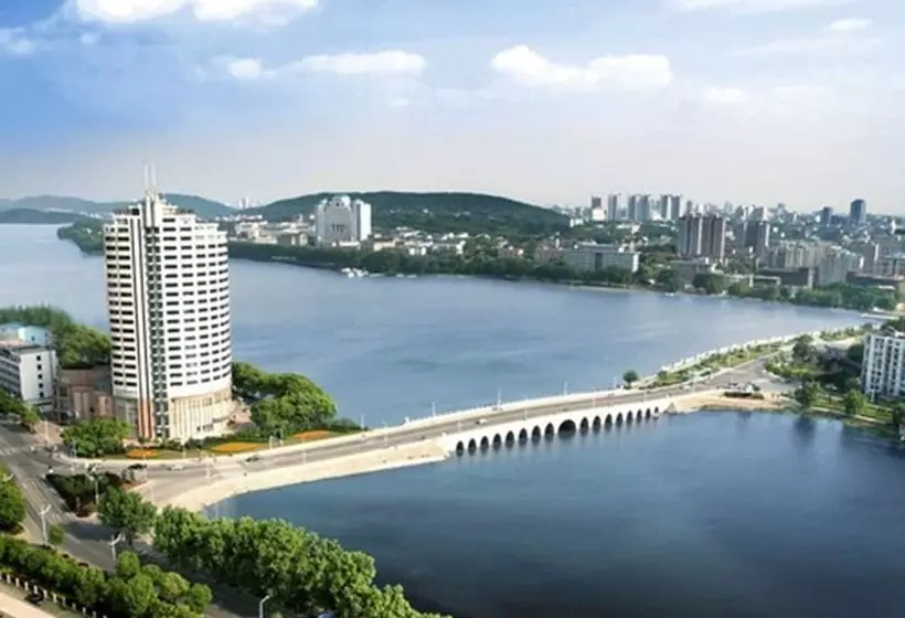 Fotos del hotel Hongyi Hotel Wuhan University:  7