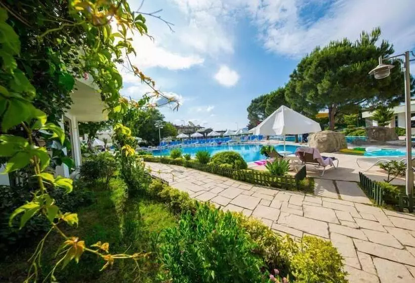 Fotos del hotel Royal Palm Beach Hotel  All Inclusive:  19