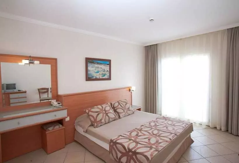 Fotos del hotel Royal Palm Beach Hotel  All Inclusive:  10