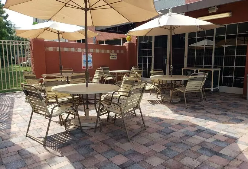 Fotos del hotel Quality Inn & Suites Near The Theme Parks:  7