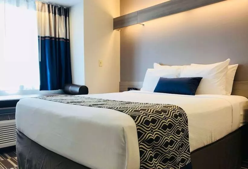 Fotos del hotel Microtel Inn & Suites By Wyndham Atlanta Buckhead Area:  12