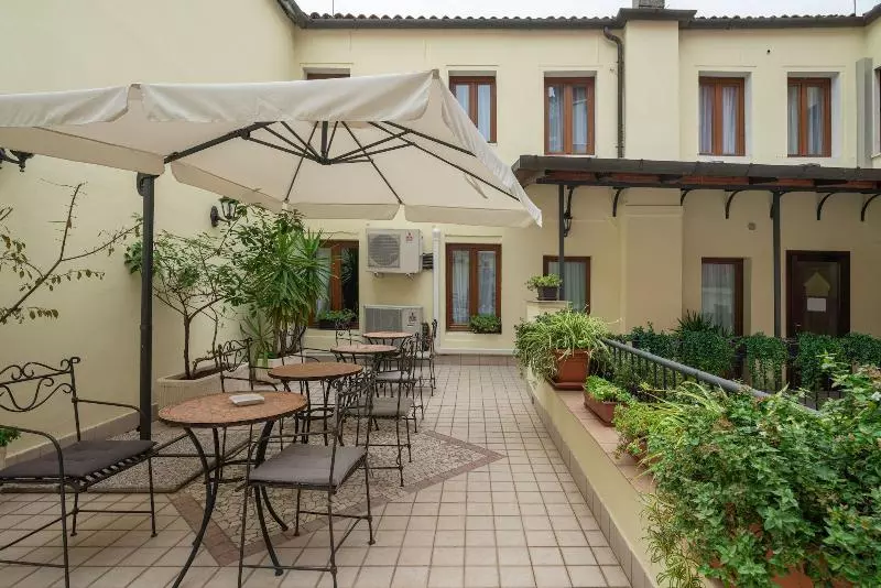 Fotos del hotel Herion:  25