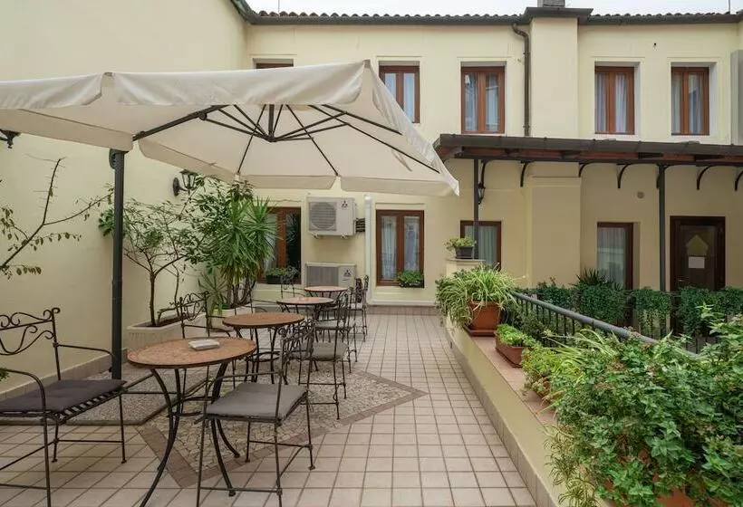 Fotos del hotel Herion:  15