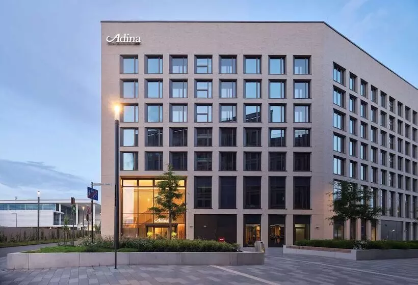 Fotos del hotel Adina Apartment  Cologne:  4