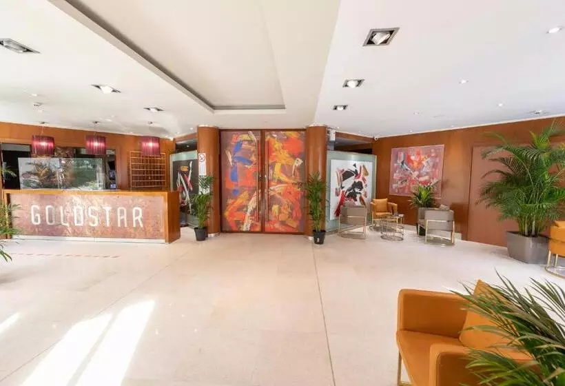 Fotos del hotel Goldstar Apartments & Suites:  4