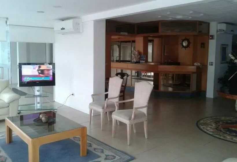 Fotos del hotel San Fernando:  3