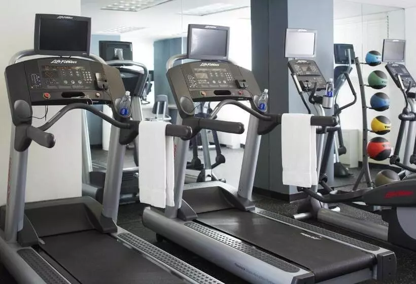 Fotos del hotel Fifty Hotel & Suites By Affinia:  2