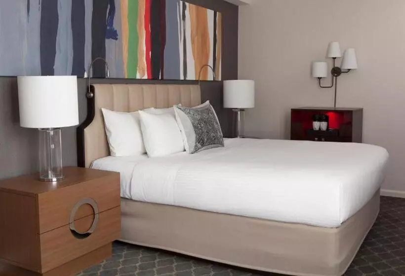 Fotos del hotel Fifty Hotel & Suites By Affinia:  17