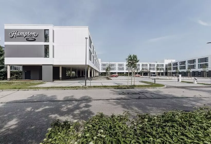 Fotos del hotel Hampton By Hilton Munich Airport South:  11