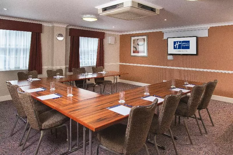 Fotos del hotel Holiday Inn Express Leeds East:  4