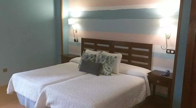 Fotos del hotel La Casona De Revolgo:  20