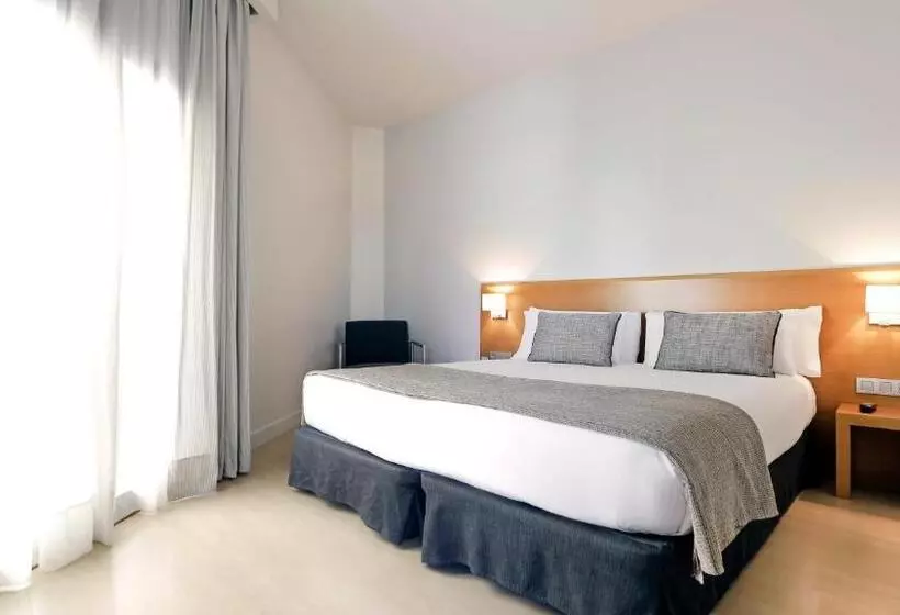 Fotos del hotel Arc La Rambla:  17