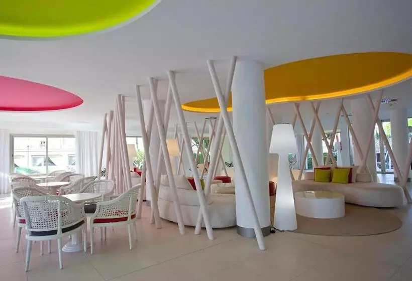 Fotos del hotel Anba Romani:  14