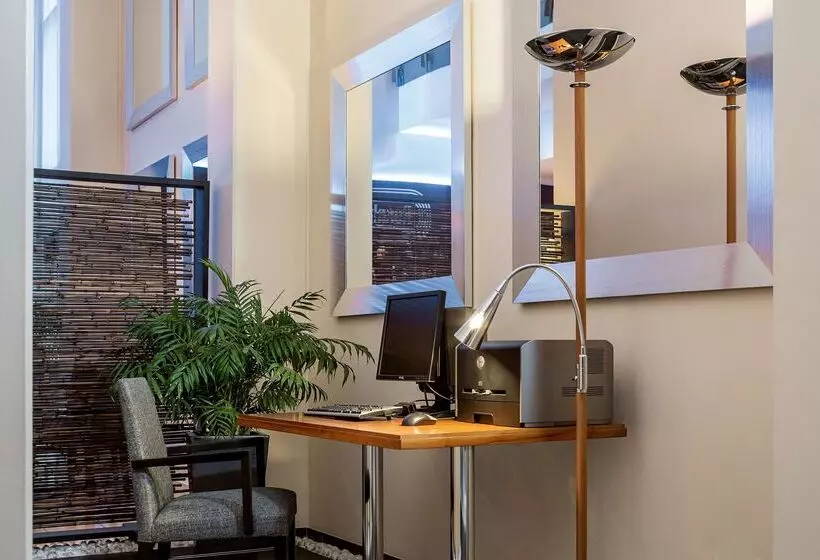 Fotos del hotel Nh Hamburg Horner Rennbahn:  47