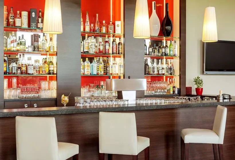 Fotos del hotel Nh Hamburg Horner Rennbahn:  53